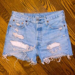 Levi’s Distressed 501 Drnim Button Fly Shorts - Size 28